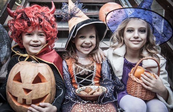 halloween photo contests on social media