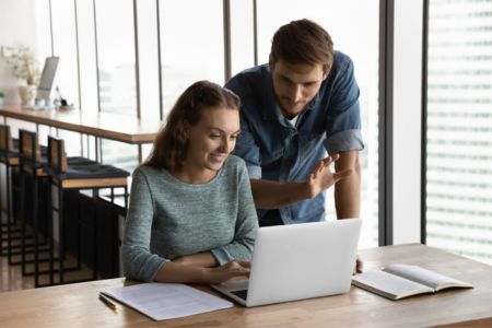Web developer with client