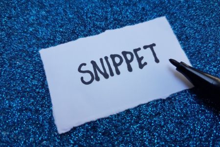 The word snippet written on paper.